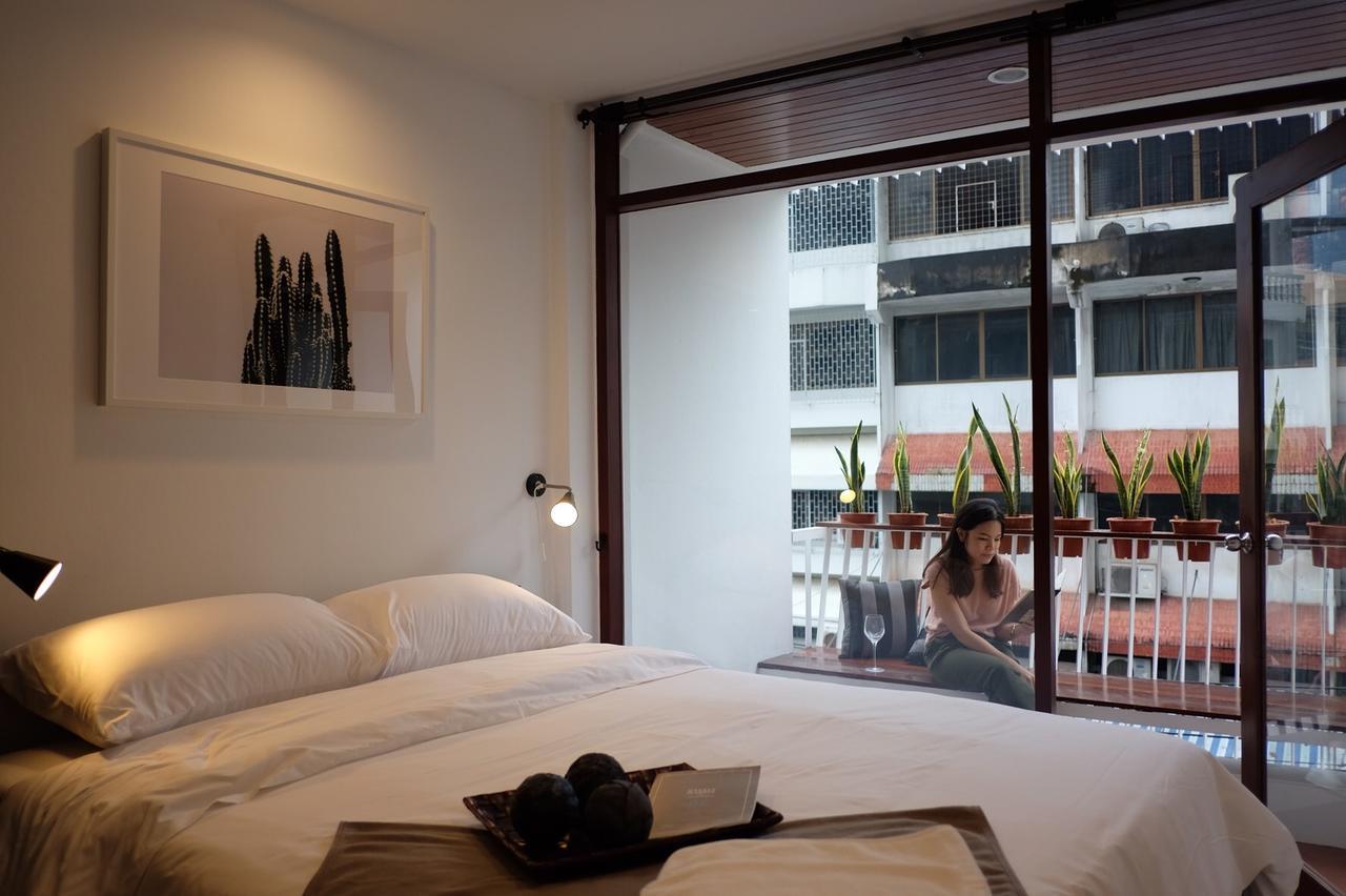 Haus Sathorn 21 Bed And Breakfast Bangkok Kültér fotó