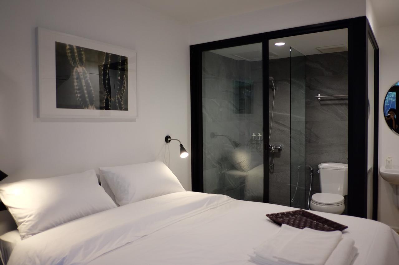 Haus Sathorn 21 Bed And Breakfast Bangkok Kültér fotó