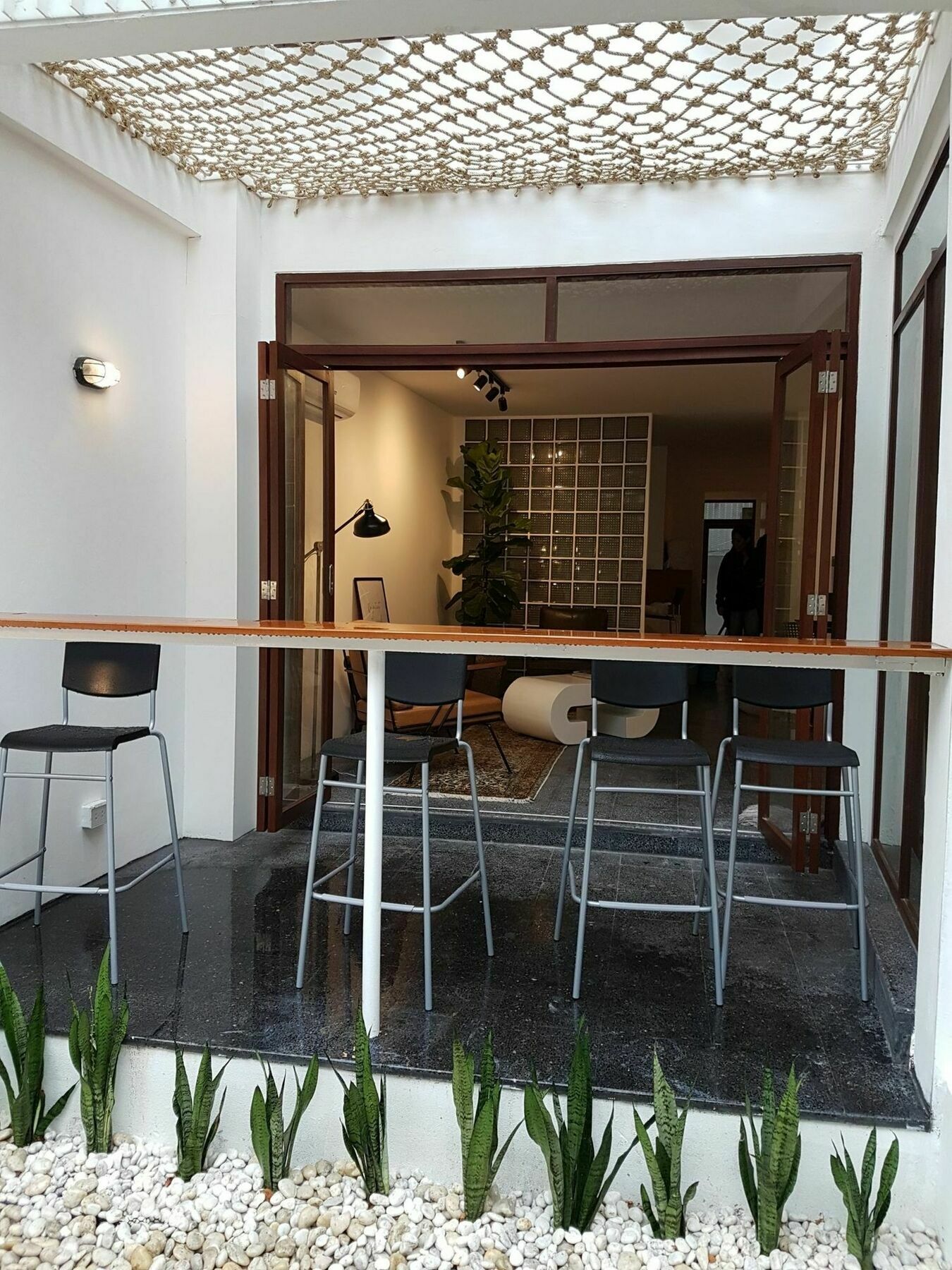 Haus Sathorn 21 Bed And Breakfast Bangkok Kültér fotó
