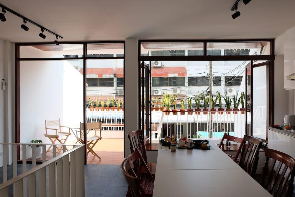 Haus Sathorn 21 Bed And Breakfast Bangkok Kültér fotó